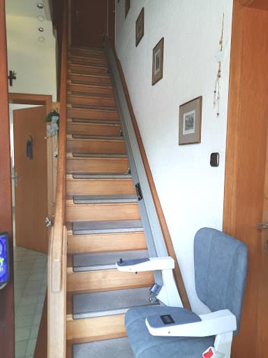 Lift Konzept GmbH Treppenlifte Düsseldorf — Kundenfoto