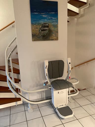 Lift Konzept GmbH Treppenlift Würselen — Kundenfoto
