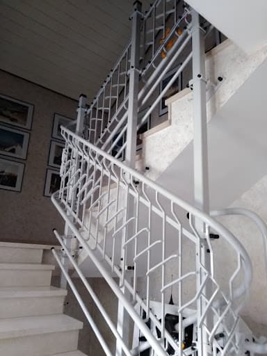 sani-trans GmbH | Rollstuhllift, Plattformlift & Hublift — Kundenfoto