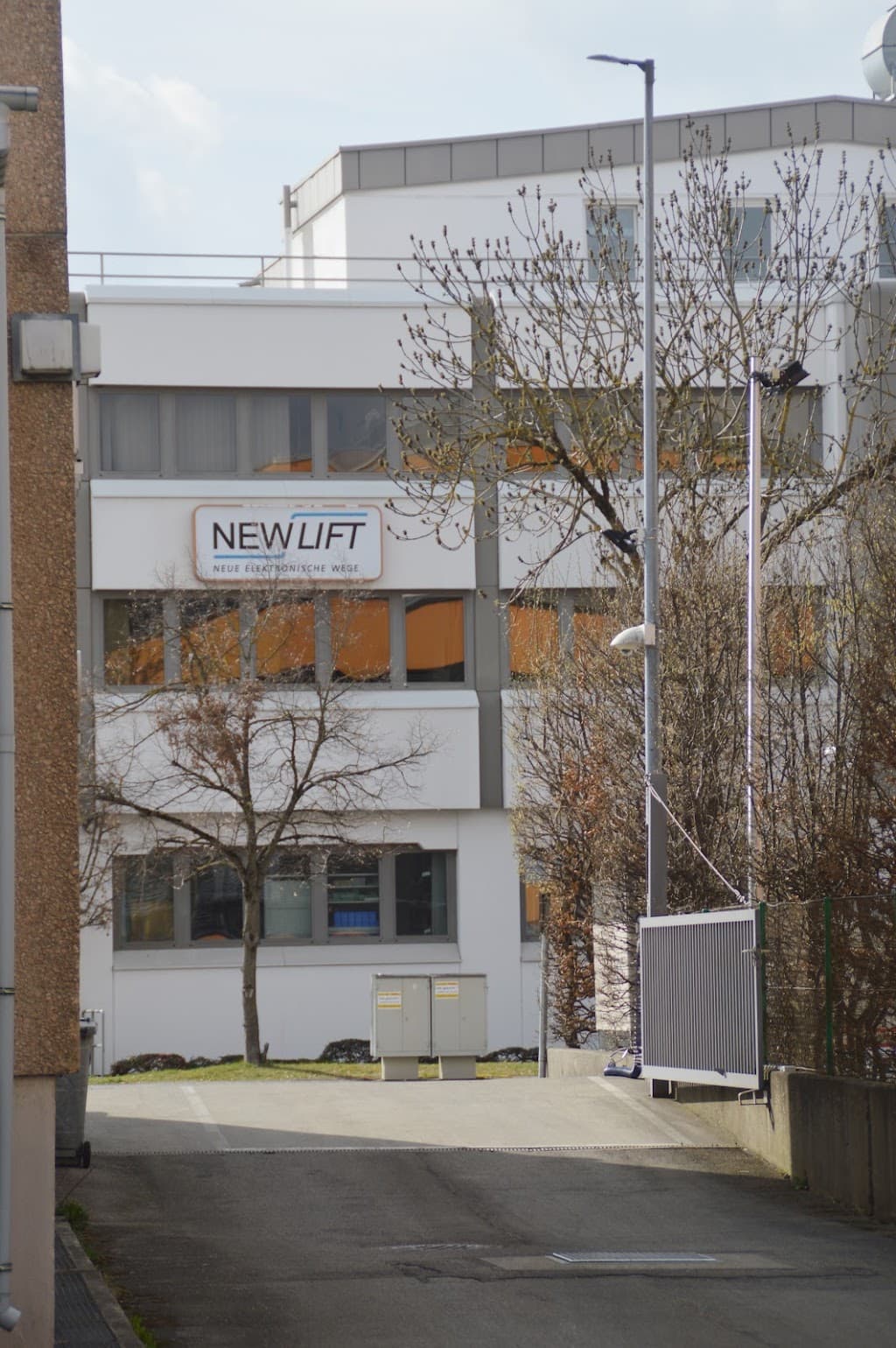 NEW LIFT Neue Elektronische Wege Steuerungsbau GmbH